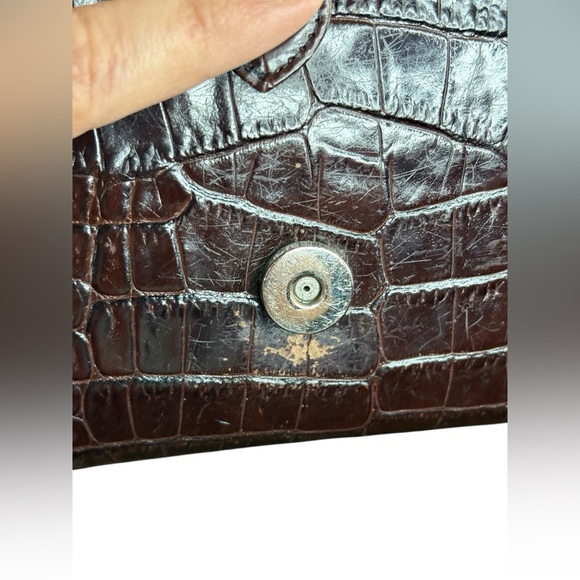 Vintage Brighton Crossbody
Handbag Black & Brown Leather
Many Compartments - Picture 9 of 16